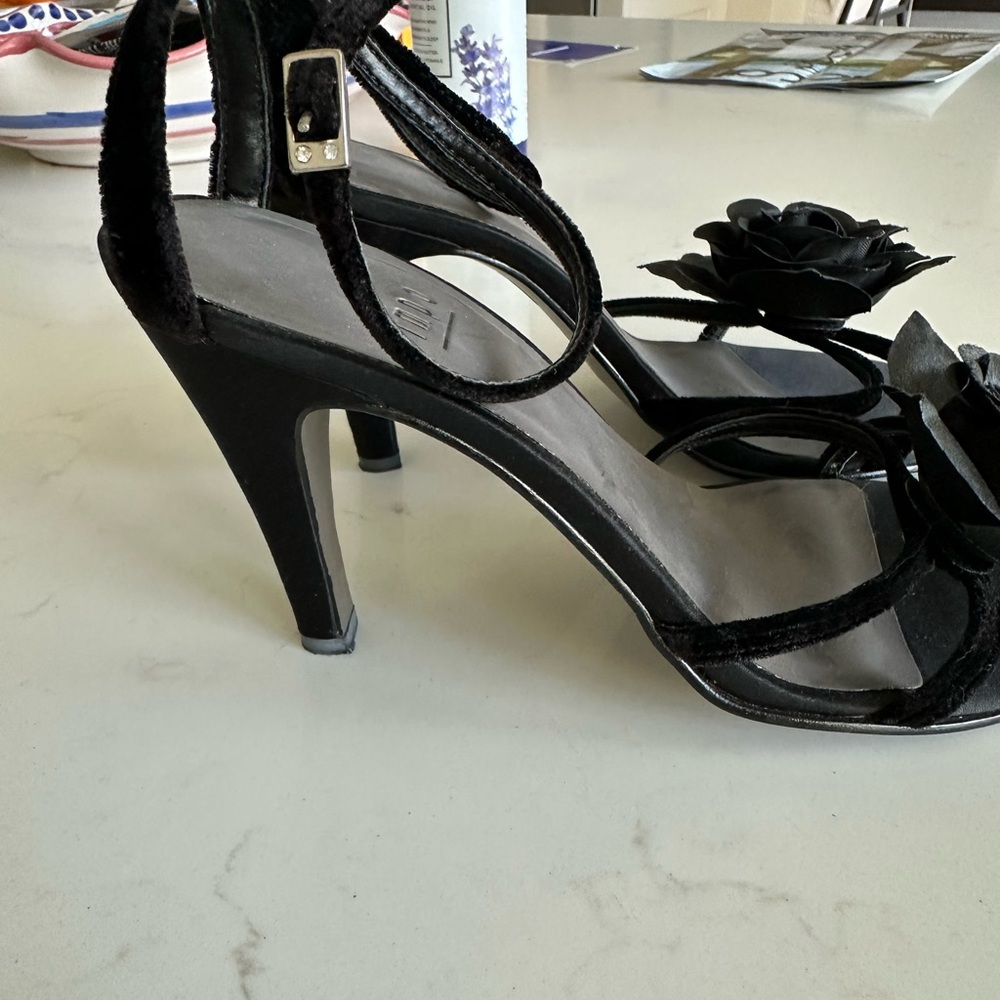 Impo Black Floral Heeled Sandals - Picture 4 of 8